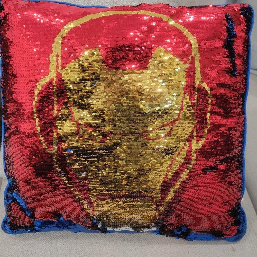 Marvel Sequin Flip Pillow Avengers Iron Man Captain America Blue/Silver/Red/Gold